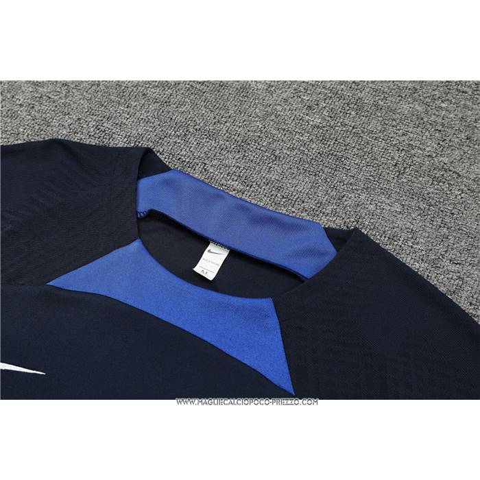 Tuta da Track
 Chelsea 2022-23 Manica Corta
 Nero
 - Pantaloncini
